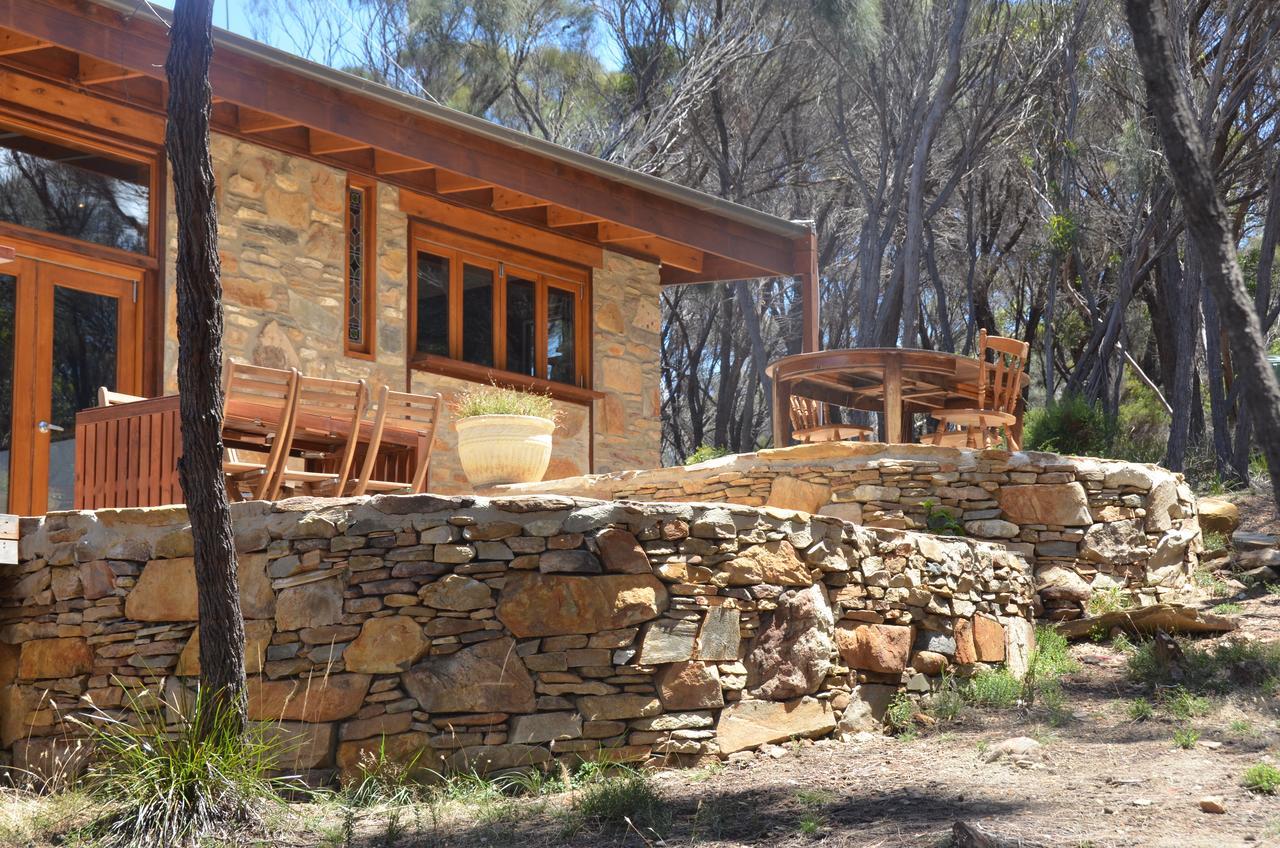 Of Stone & Wood Guesthouse Muston 외부 사진